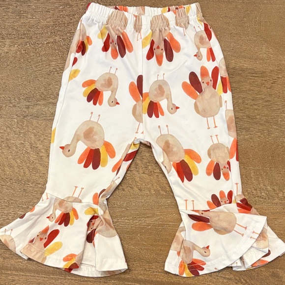 3M Thanksgiving Bundle: Ribbed Onesie with Bellbottoms and Headband + Romper - Picture 5 of 5